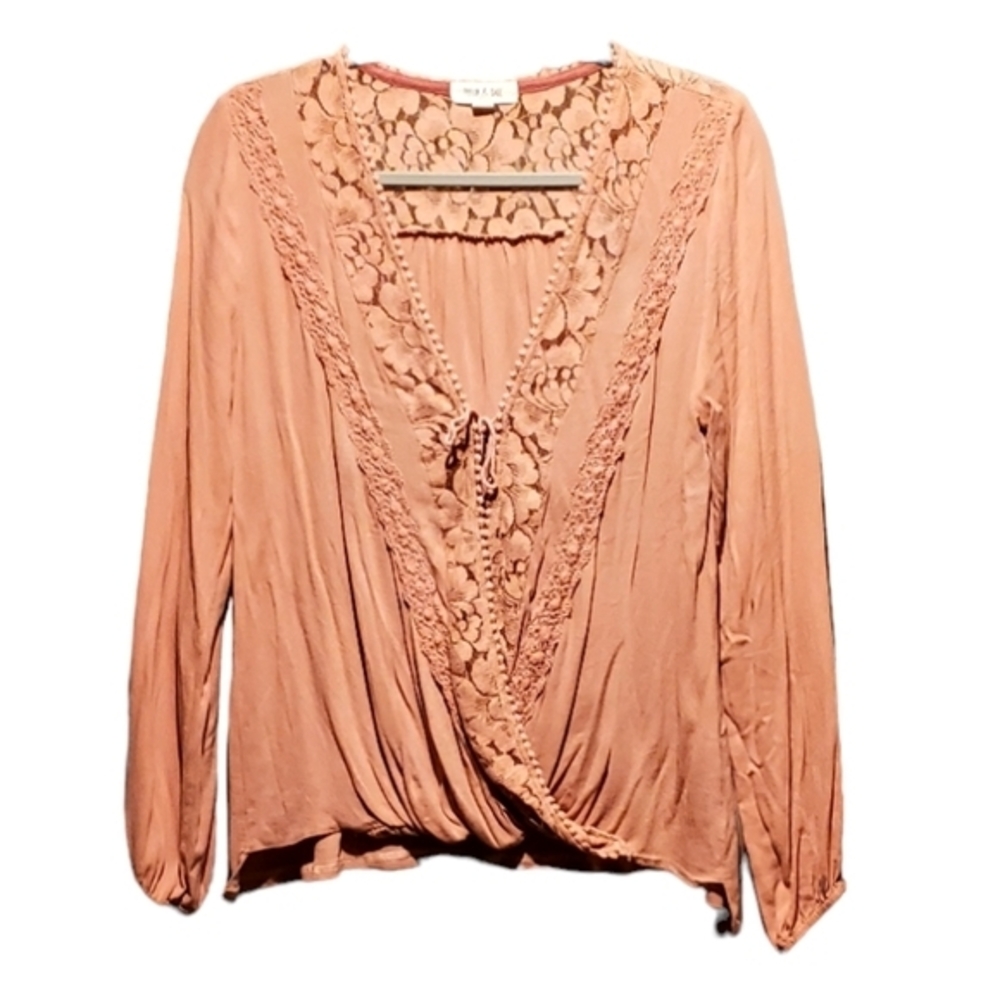 Taylor & Sage Mauve Open Tassel Tie‎ Closure Blouse Top Shirt Size Medium Women